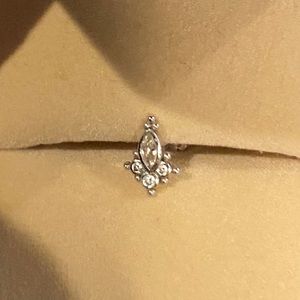 Maria Tash solid white gold “Delia” threaded stud